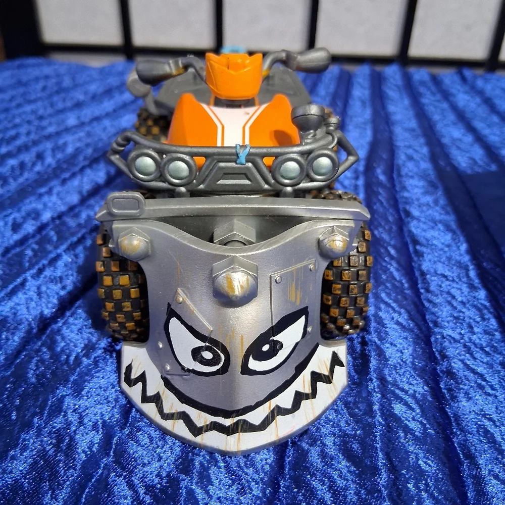 Pixar Car, Miss Fritt.Deluxe Die-Cast Car and Fortnite 4 Wheeler Quadcrasher - Picture 3 of 16